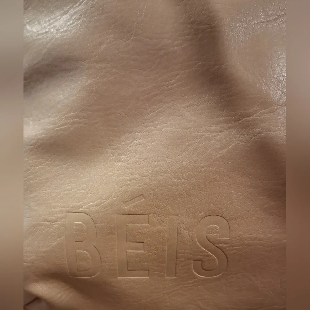 EUC Beis The Diaper Bag Cream Vegan Neutral Casual Maternity Mother Baby Bag